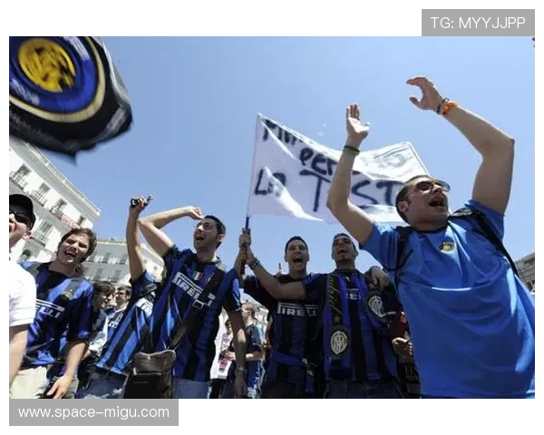 国际米兰欧冠门票热销 成为球迷争抢焦点 国际米兰欧冠门票热销 成为球迷争抢焦点