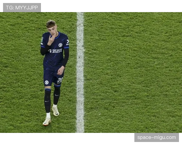 消息：英超公布三月最佳球员候选名单，福登、萨拉赫、帕尔默在列